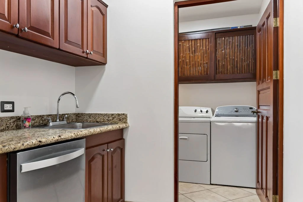The Oaks #21: Top-Floor, Turnkey Condo Minutes from Tamarindo - photo 9