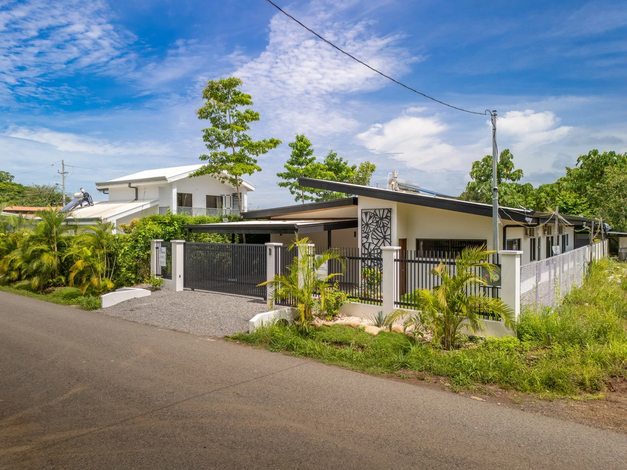 Uvita Tropical Urban Home, New Quality Build! - Gallery image 19