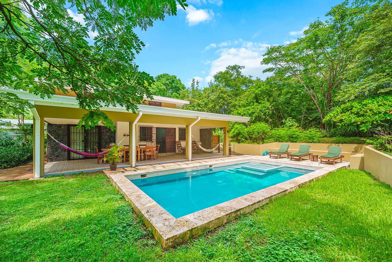 Campo de Sueños: Fresh 3BR Beach Home & Pool on 3/4 Acre - Gallery image 9