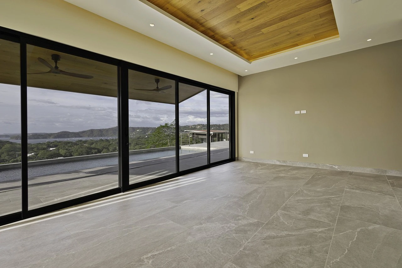 Coco Bay Estate #23: Ocean View Modern Residence - Gallery image 13