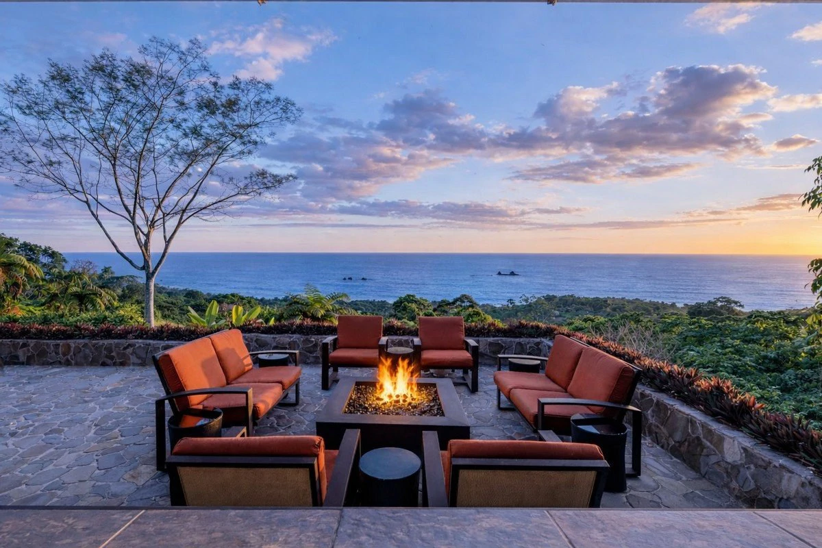 4.6 ACRES – 4 Bedroom Ultra-Private Oceanview Luxury Estate Surrounded by Rainforest!!! - Gallery image 29