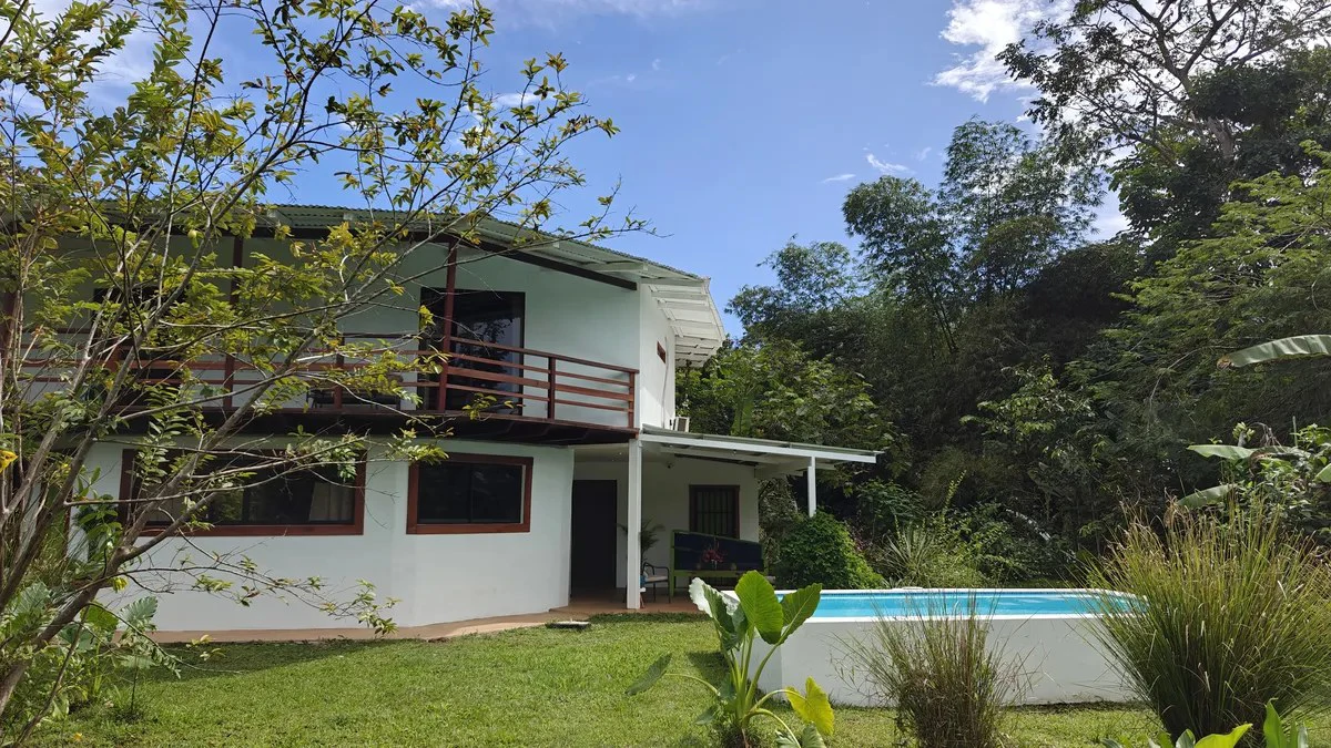 ID 947: 2 BD/2BA Renovated Home with Ocean View Near Playa Negra - Gallery image 2