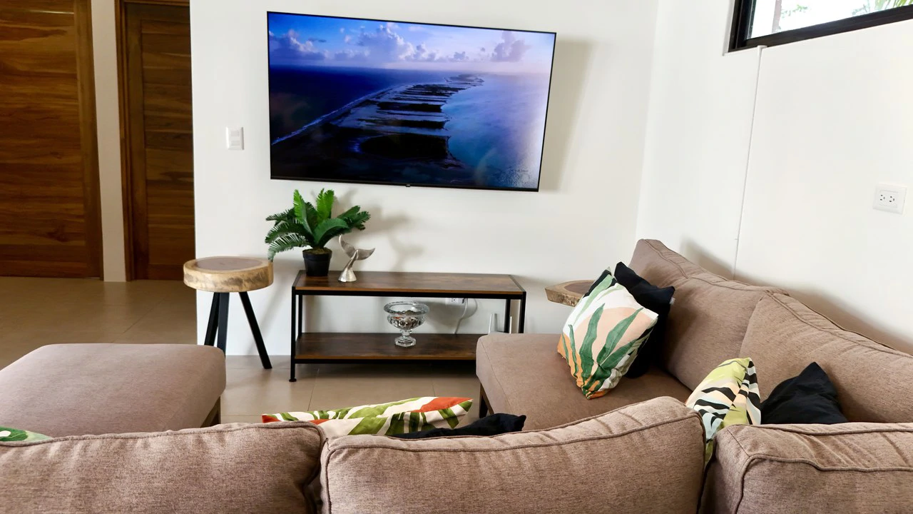 Walk-to-Everything Uvita Retreat | 3BR Home Minutes from the Beach - Gallery image 38
