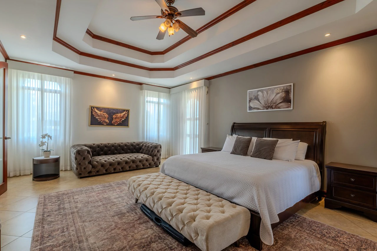 Luxury Home with Pool, Bar Area & Resort-Level Amenities | 6 br, 4.5 ba in Perez Zeledon - Gallery image 17