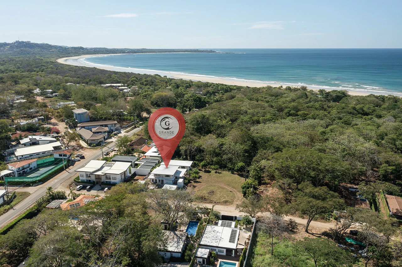 Casa Alba, PGE Lot B31: Elegant Coastal Living In Playa Grande Estates - Gallery image 6