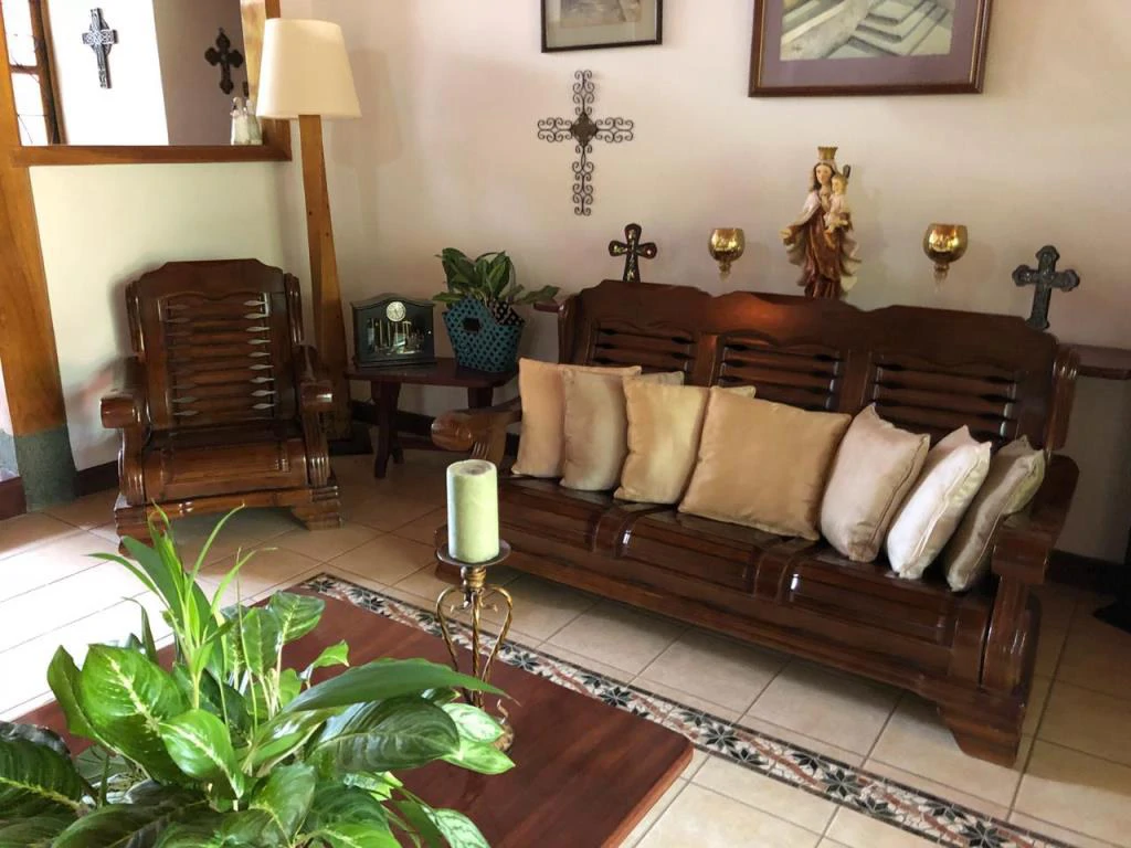 Luxury House for Sale in Liberia, Guanacaste, Costa Rica – Prime Location and Exclusive Design - Gallery image 15