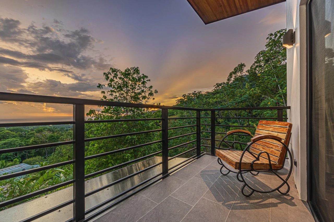 Casa Markissa: Luxury Oceanview Villa with Proven Rental Income. - Gallery image 38