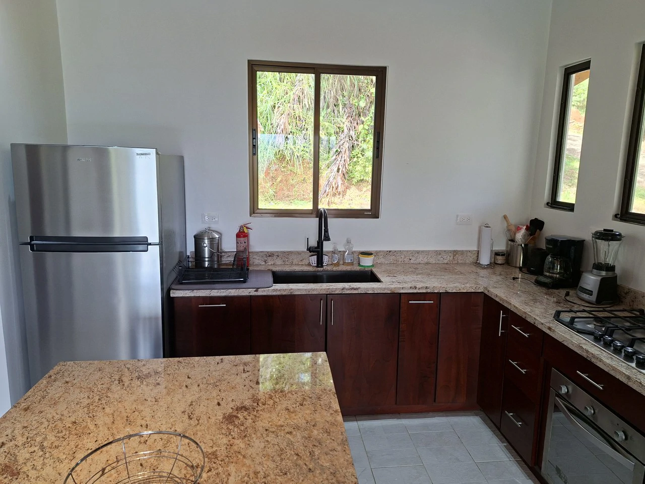 HOLOS Community Modern 2-Bedroom Mountain Home with Diamante Waterfall Views - photo 15