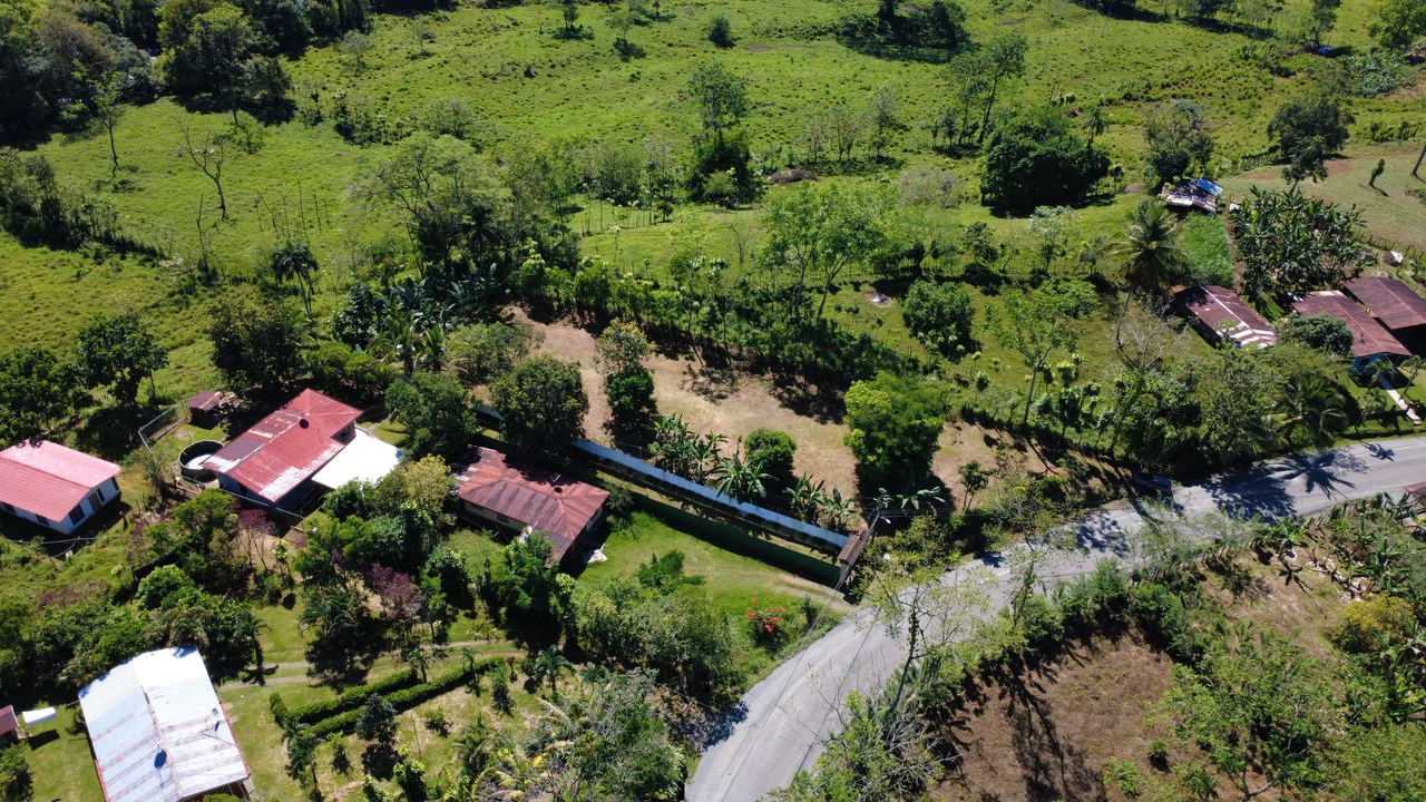 Countryside Home Construction Site For Sale in San Pedro - Gallery image 10