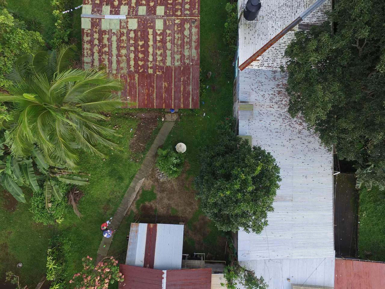 Countryside House For Sale in Miramar - Gallery image 2