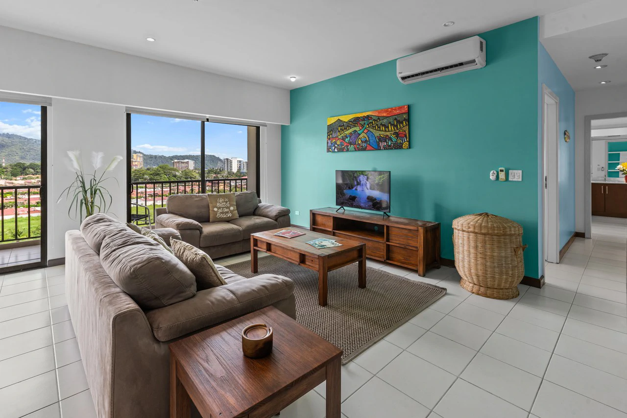 6th Floor 3-bedroom JacoBay Condo with Panoramic Sunrise, Mountain and Ocean Views - Gallery image 11