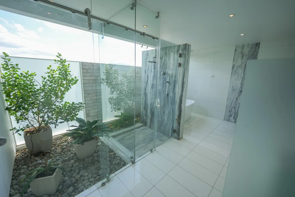 House For Sale in Lindora - Gallery image 24