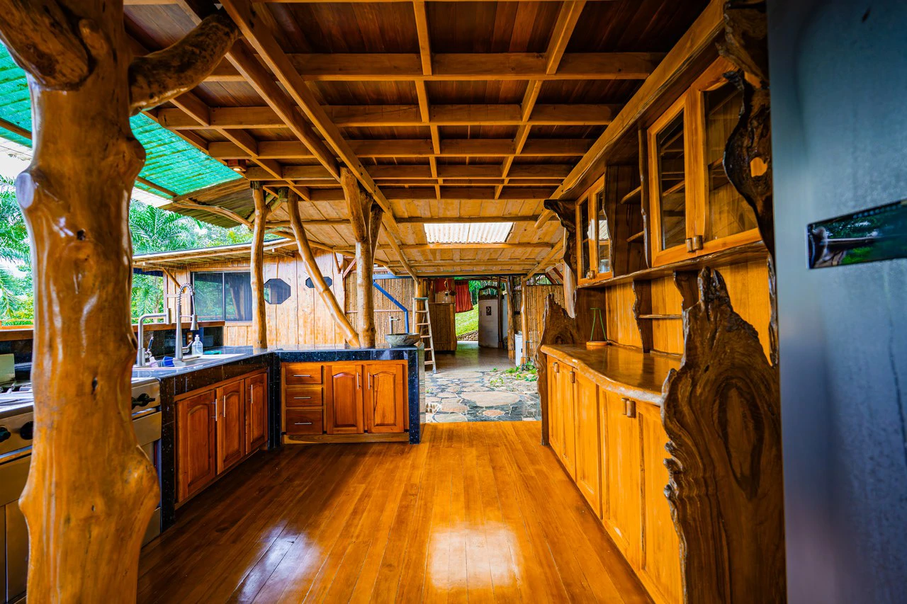 Riverfront Sanctuary with Breathtaking Views of Diamante Waterfalls - Gallery image 7