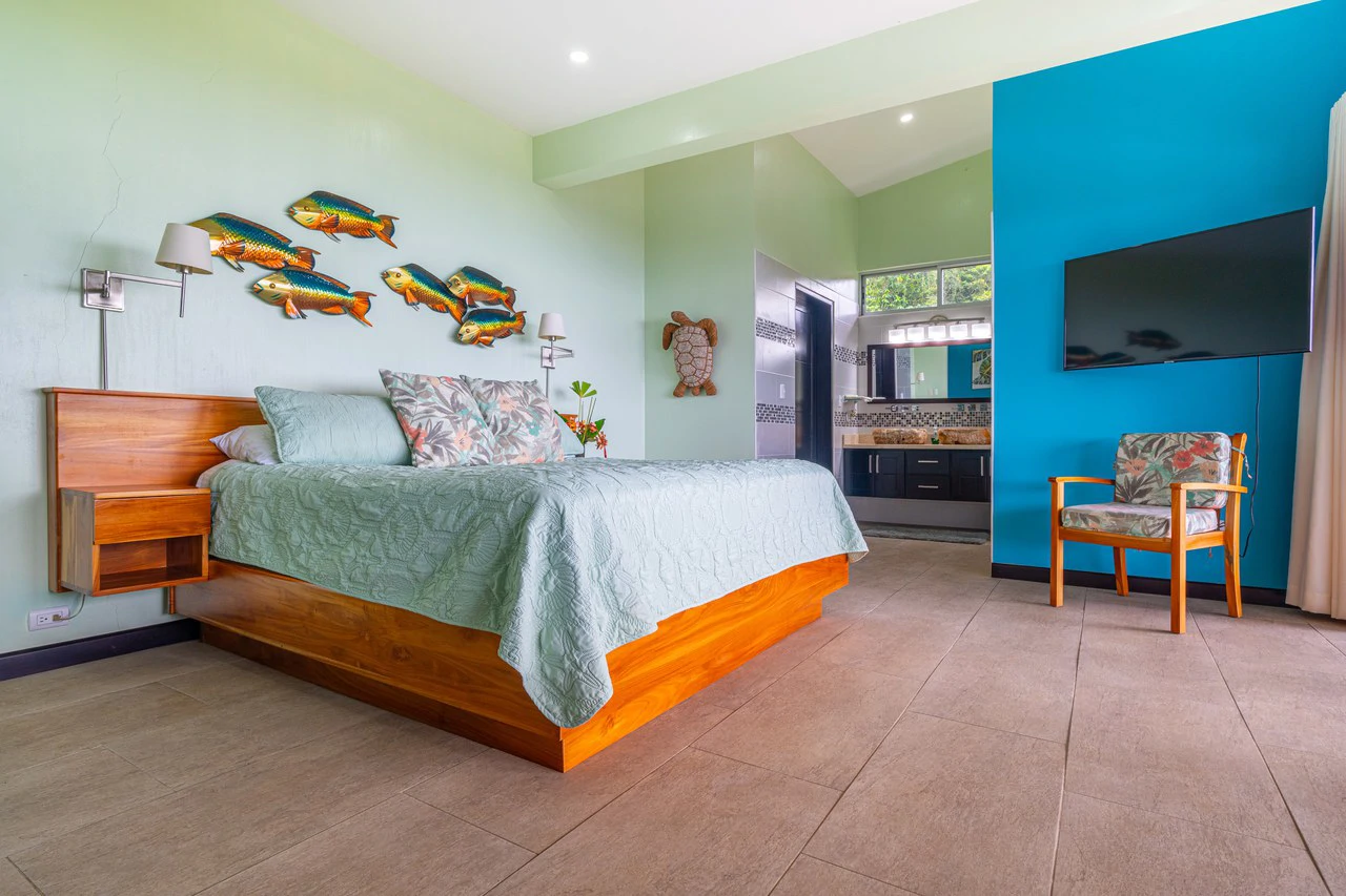 Luxury Ocean View Retreat Overlooking the Whale’s Tail – Proven Rental in Gated Enclave - Gallery image 30