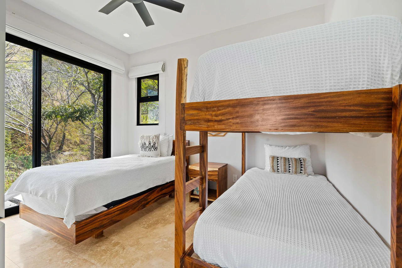 Casita Dorada: Charming 'Casita' on Expansive Lot with Room to Grow in Playa Flamingo’s Mar Vista Community - Gallery image 11