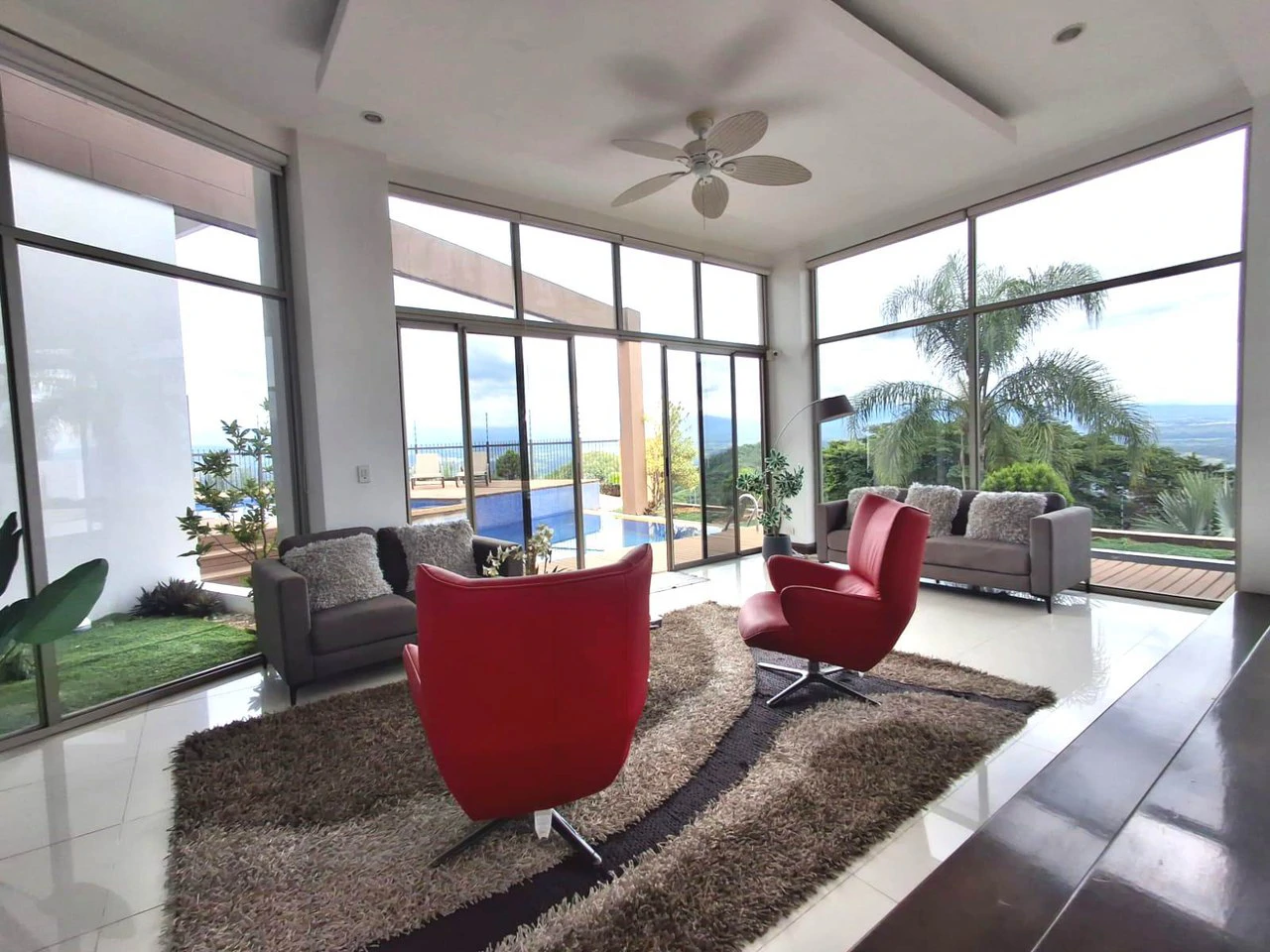 Casa Spectacular!: Entertainer's Dream Estate with Unrivaled 300° City Views! - Gallery image 8