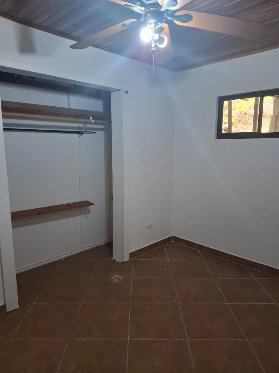 Beautiful Property,  Home/Apt. With Character and Room for More - Gallery image 4