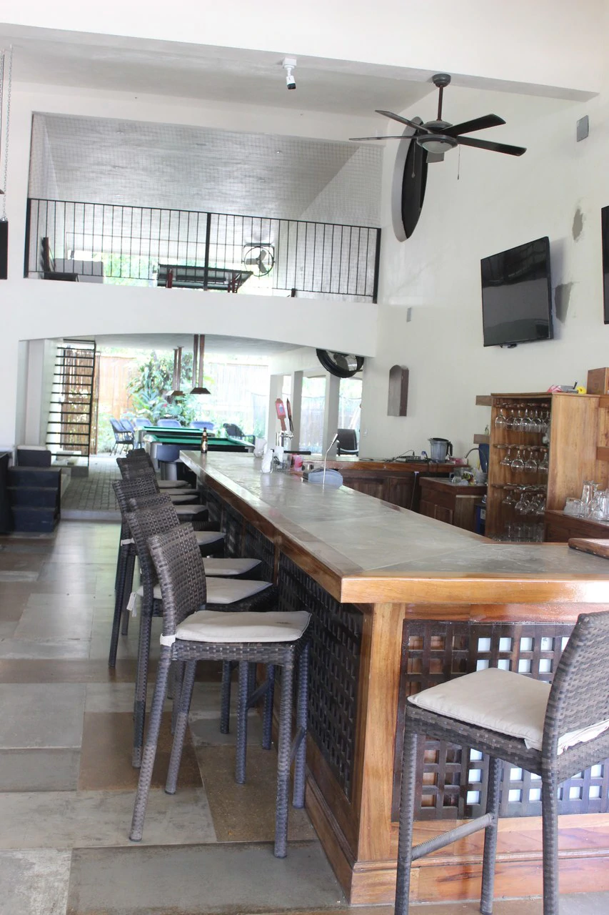 PATRONS, Event Centre, Bar, Restaurant, Offices, Retail Stores, and MORE in Dominical: The single biggest venue in the area! - Gallery image 4