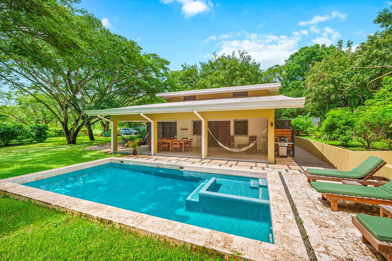 Campo de Sueños: Fresh 3BR Beach Home & Pool on 3/4 Acre - Gallery image 10