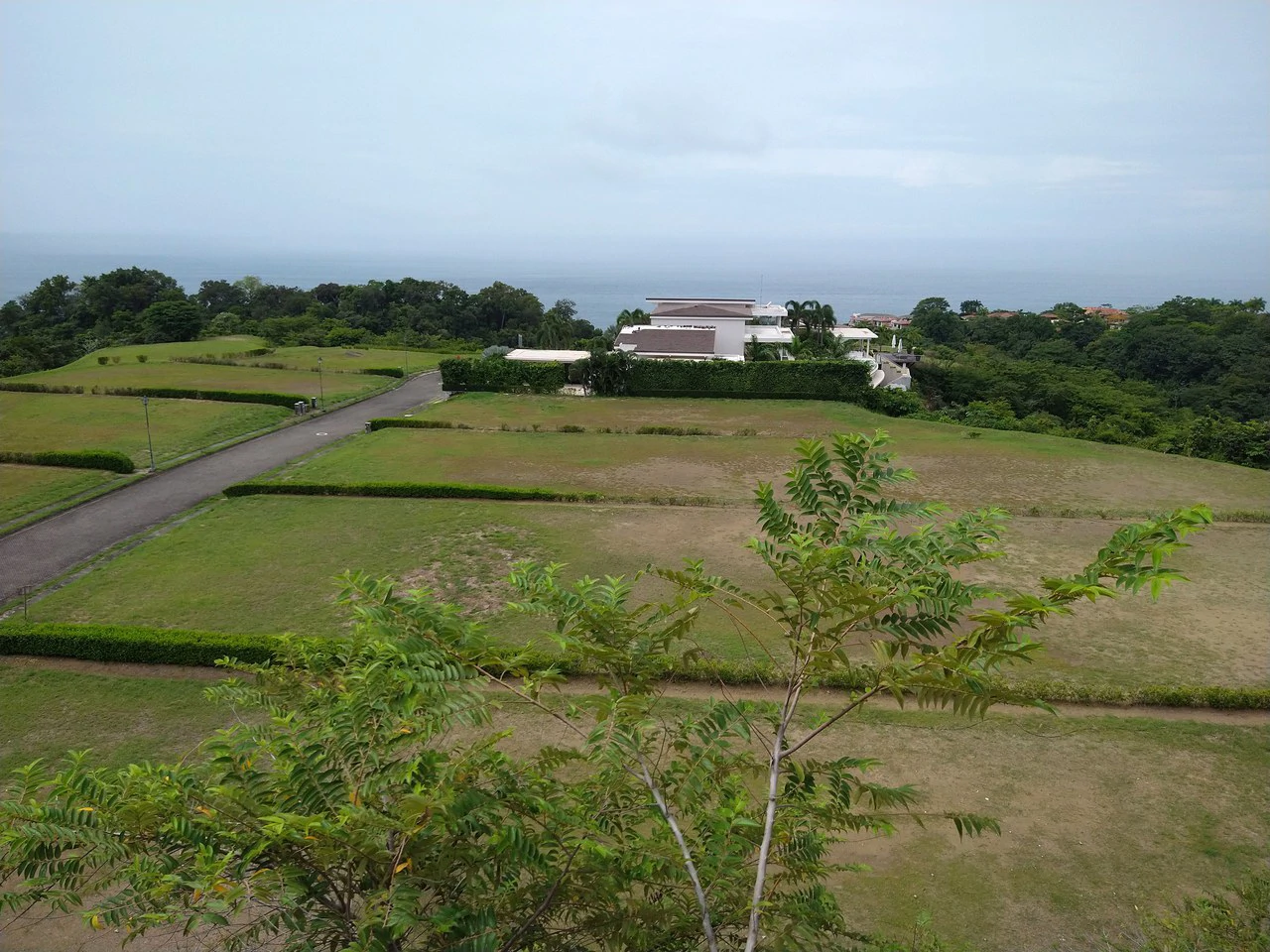 Lot #48: ¡Luxury lots for sale with amazing ocean views in Playa Herradura! - Gallery image 4