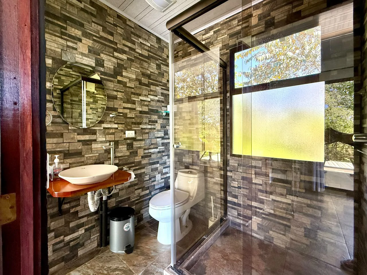 Vista de las Pirámides de Santa Fe: $175,000 USD Modern Mountain View Home for Sale in Cobano, Costa Rica - Gallery image 15