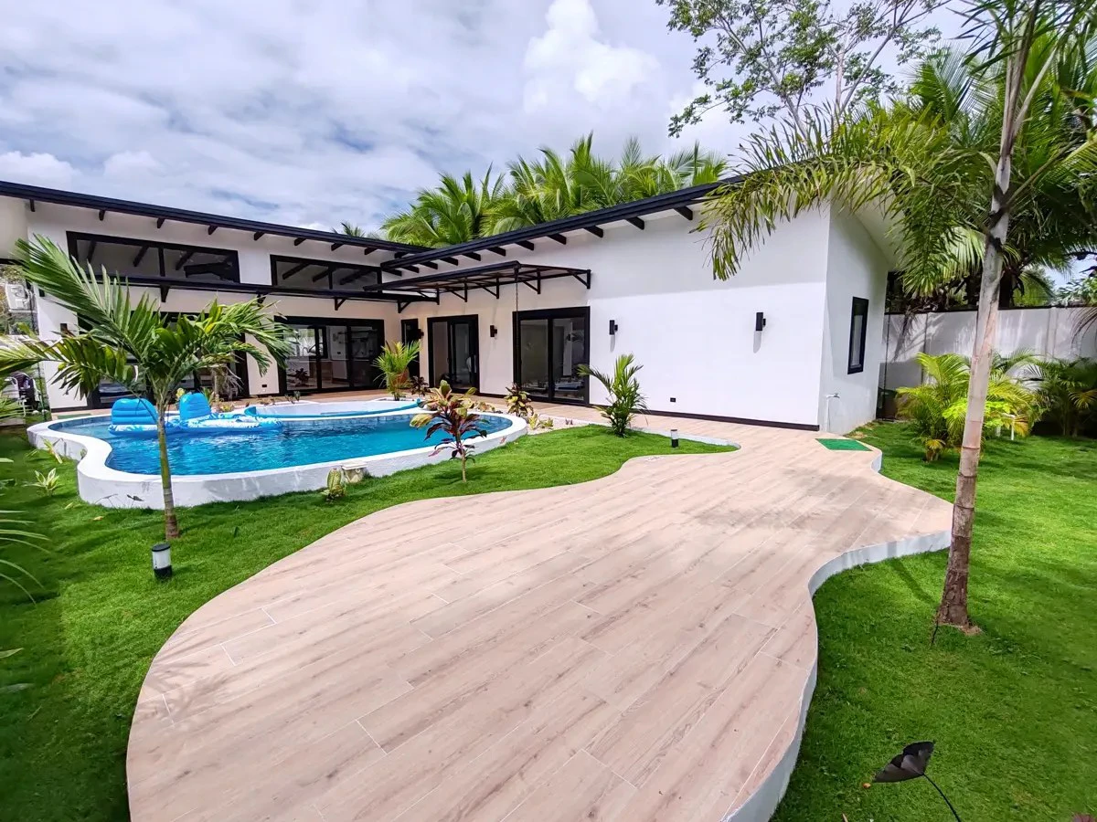ID 1054: Playa Negra Guest House - Modern 2 Bedroom Home with Pool - photo 5