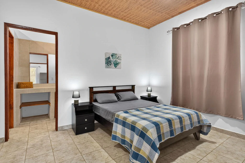 Villa Los Monos: High-Income 9-Unit Rental Property Near Playa Grande - Gallery image 48