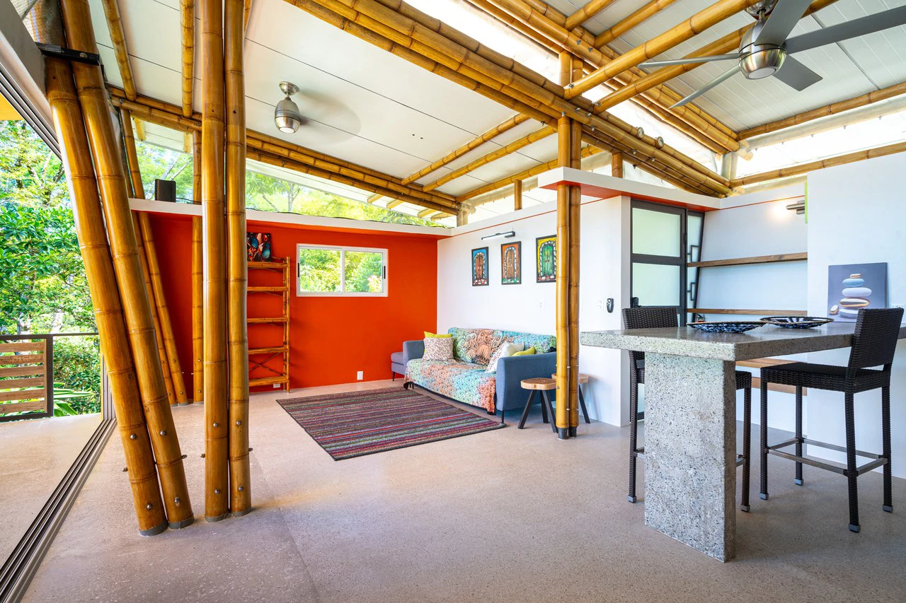 Casa Chiquita: Ocean View Retreat in the Heart of Ojochal – 3 Bed, 3 Bath with Pool, Fruit Trees & Prime Location - Gallery image 24