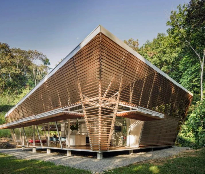 Air: Pre construction amazing ocean view house