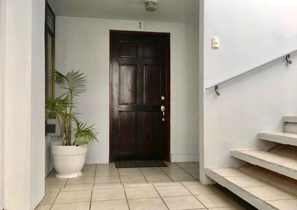 APARTMENTS BUILDING FOR SALE! ATTENTION INVESTORS! - Gallery image 34