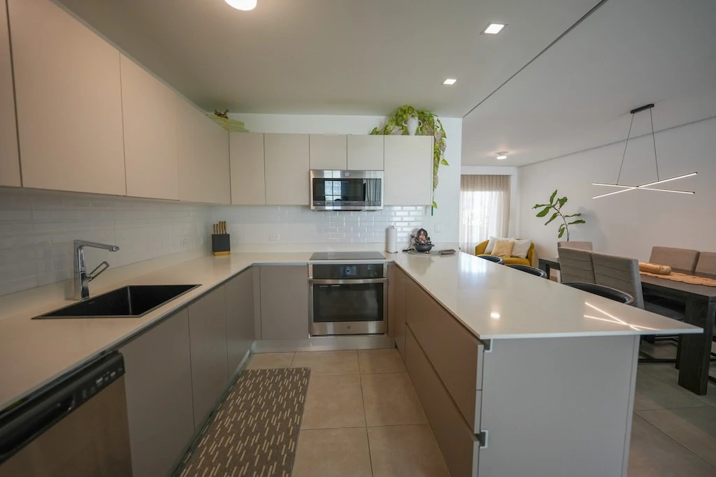 House For Sale in San Rafael - Gallery image 4