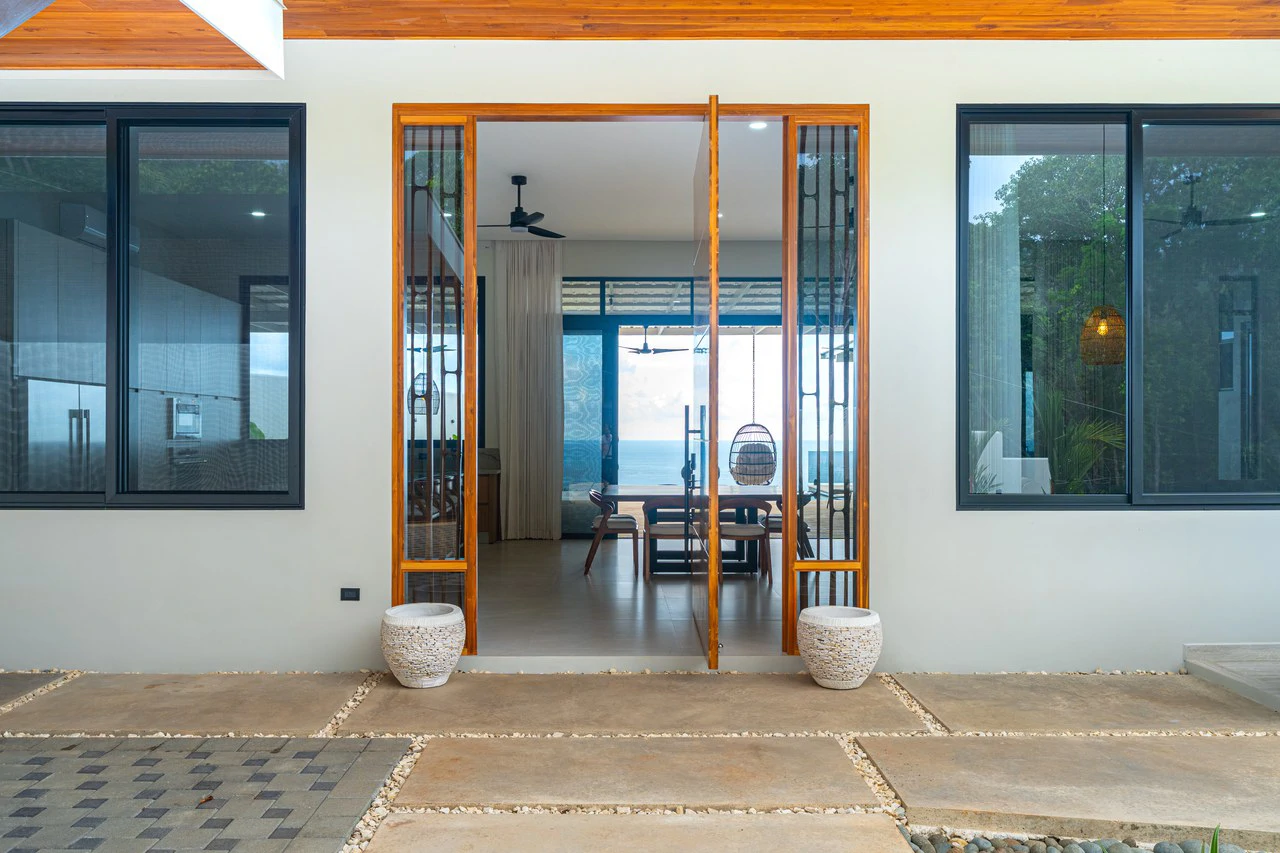 Lion's Gate Sunset Estate - Gallery image 75