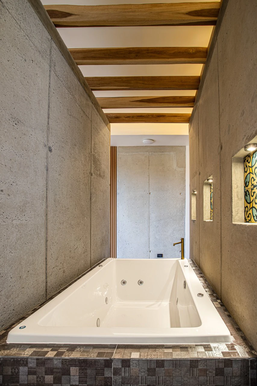 Modern Oasis Home for Sale in Naranjo - Gallery image 27
