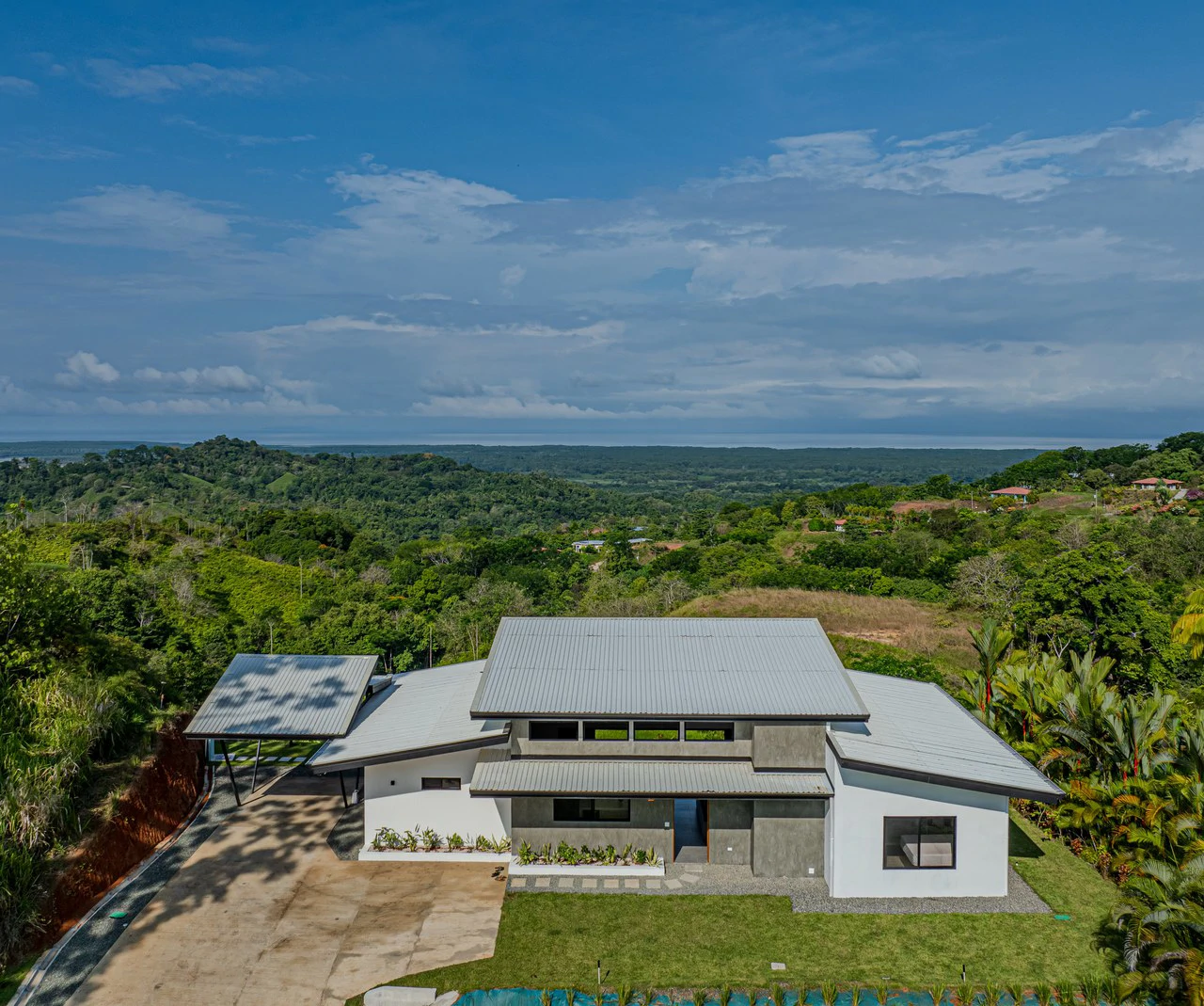 CHONTALES NEW VILLA WITH PANORAMIC OCEAN AND MOUNTAINS VIEWS: Mountain Villa For Sale in Ojochal - Gallery image 40
