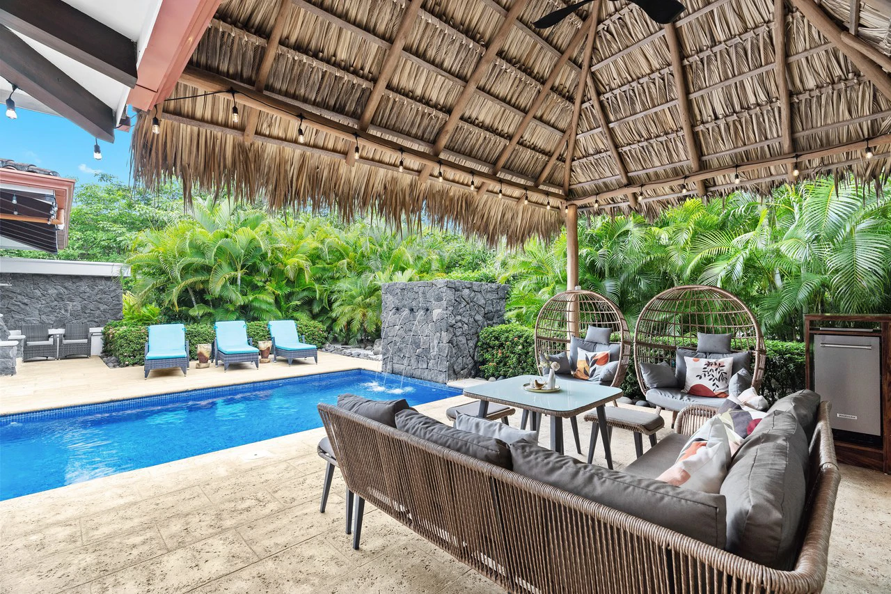 Pura Vida House: 6 bedroom 6 Bathroom Rental Juggernaut in Gated Community - Gallery image 10