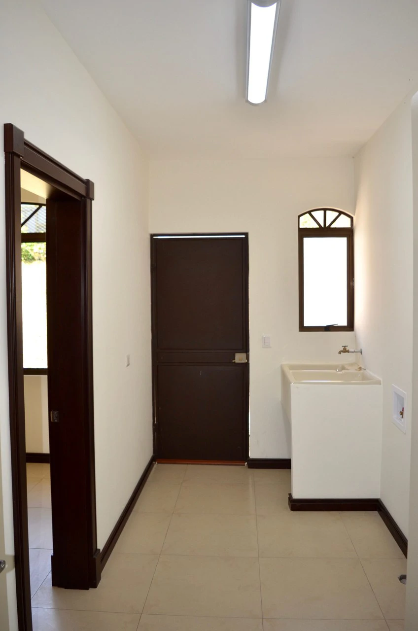 Mountain House For Sale in San Isidro - Gallery image 39