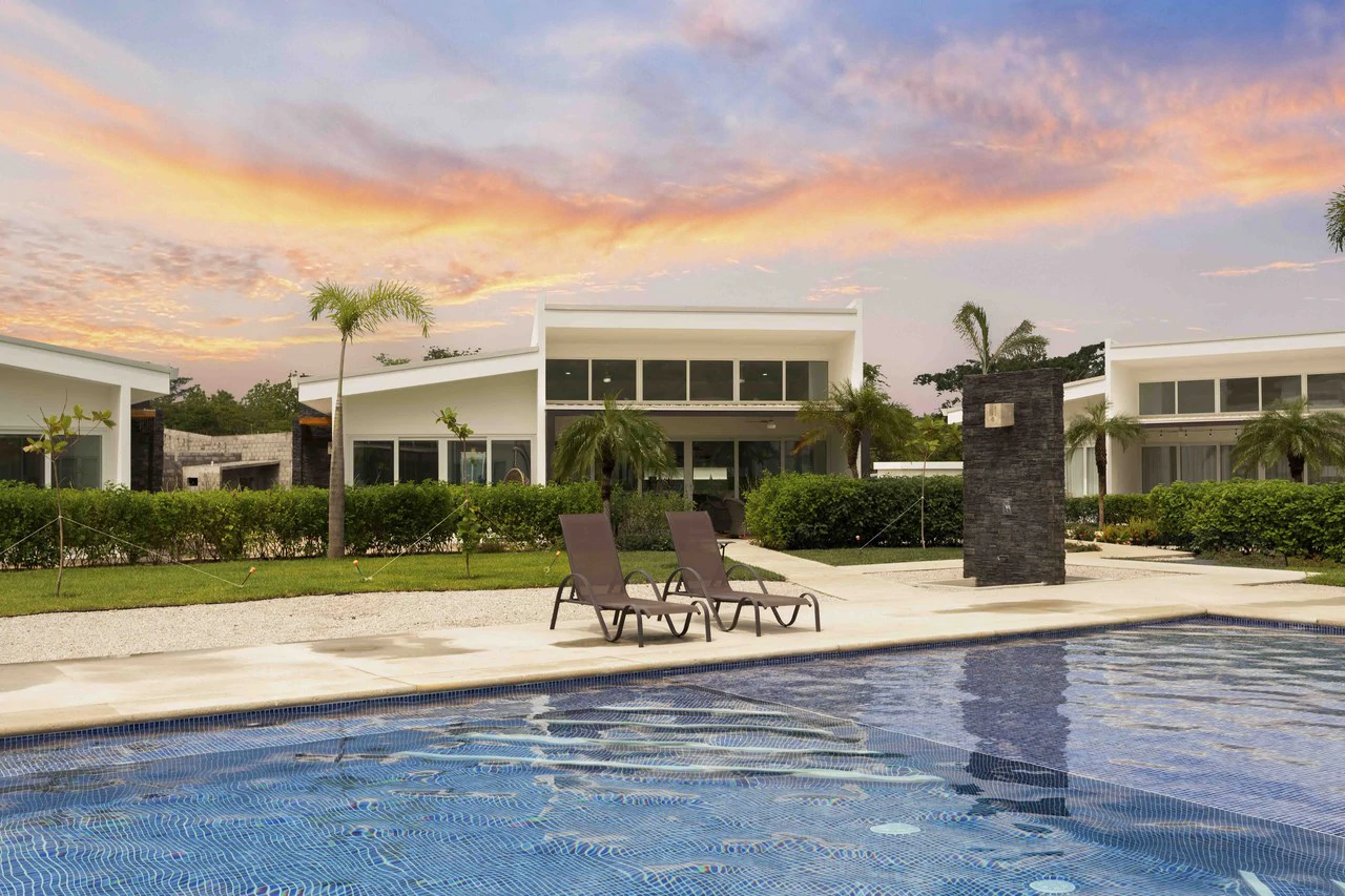 The Enclave: 2 Bedroom Villas with Private Plunge Pools, Just Minutes From the Beach - Gallery image 3