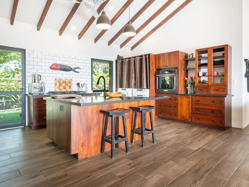 Ocean-View Oasis on Coveted Calle Perezoso - Gallery image 23