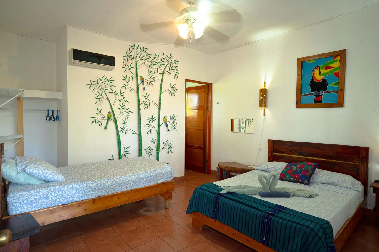 Steps to the beach 14 bedroom Dominical Hotel - Gallery image 7