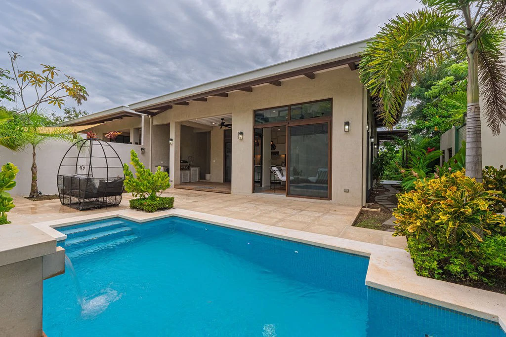 Casa Arcana: Luxury 3BR Condo with Private Pool in Tamarindo Parks | Walk to Beach - Gallery image 13