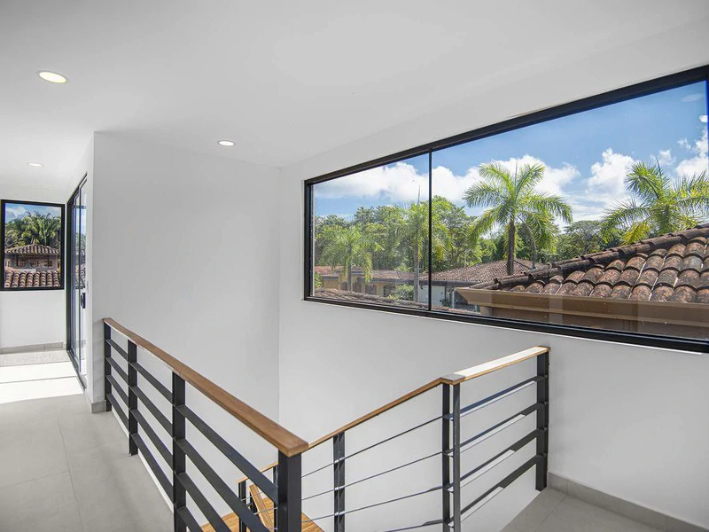 Modern Beachside Home with Office & Garage: Walking distance to the beach in a great community! - Gallery image 20