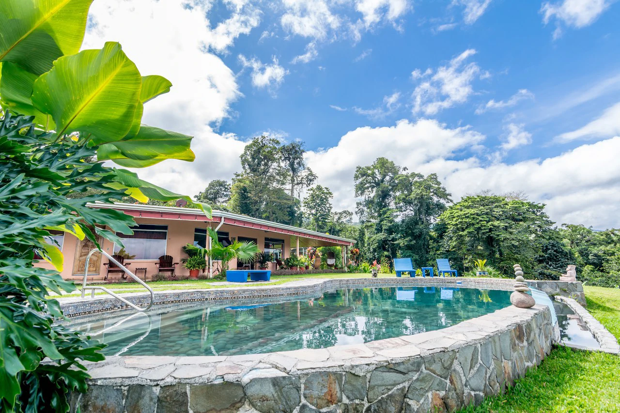 Nepenthe B&B: Hotel / B&B in the Rain Forest with spectacular views of Lake Arenal & Volcano. - Gallery image 23