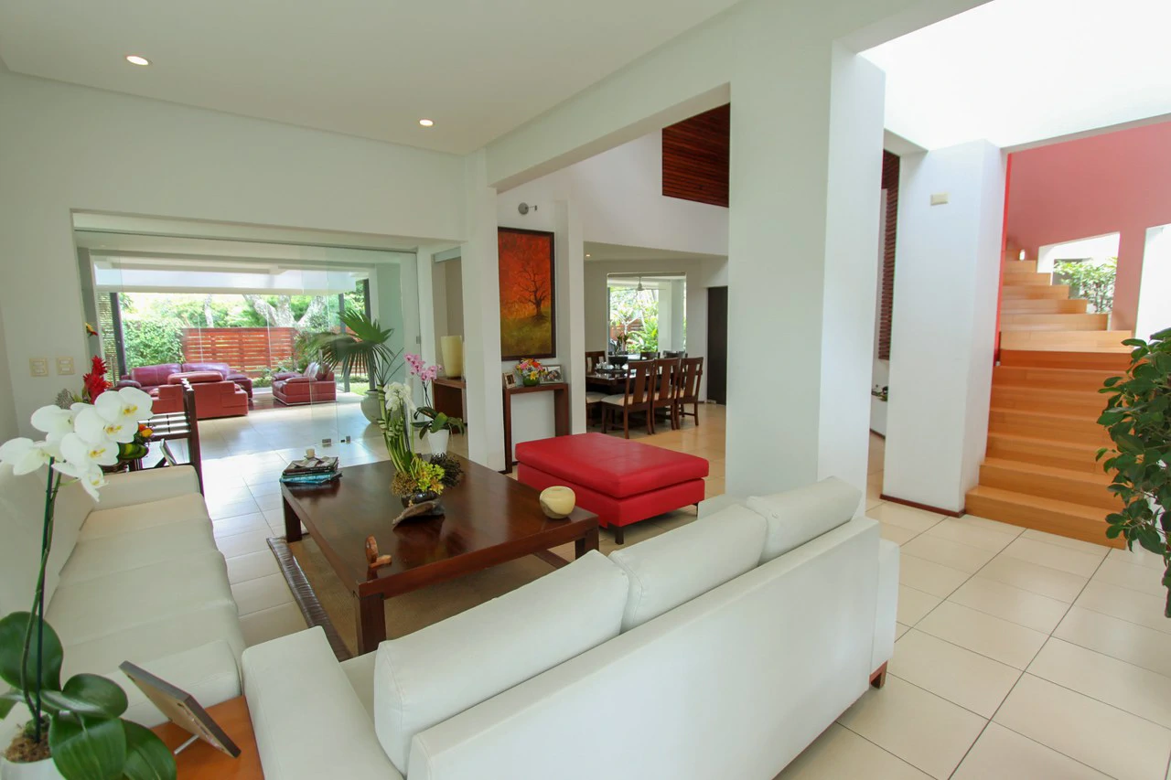 Modern Golf Course Haven: Spectacular Home in Valle del Sol, Santa Ana - Gallery image 3