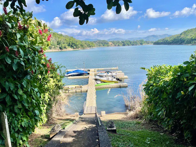 LG-002 Terreno Top Nuevo Arenal: Premium 1.45-Acre Gated Homesite in Nuevo Arenal | Panoramic Lake & Volcano Views, Private Boat Dock & Clubhouse - Gallery image 17