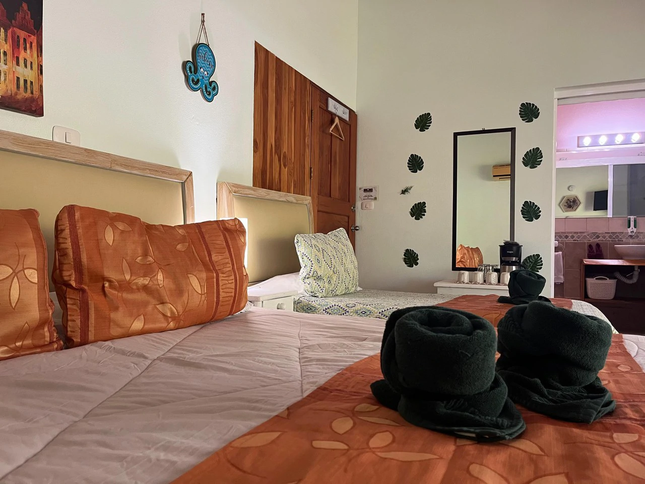 Turnkey Established 14 Suite Hotel Opportunity in Playa Sámara - Gallery image 15