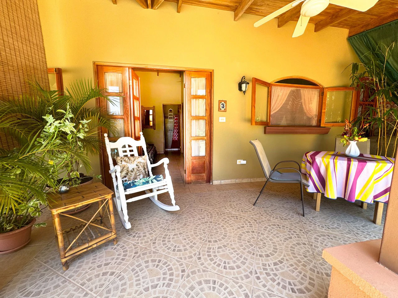 Commerical Property with 4 Ocean View Rental Units in Ojochal - Gallery image 7