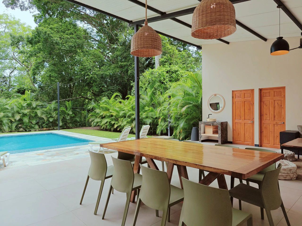 ID 751: Turn-Key Villa with Proven Income Near Cahuita National Park – Main House, Casita, and Stunning Pool on Over Half an Acre - Gallery image 35