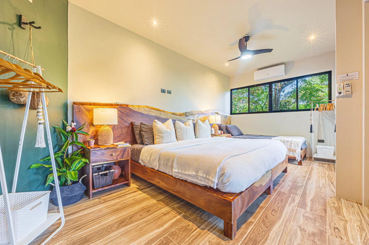 La Sombra Villas: Where Nature Meets Comfort in Tinamates! - Gallery image 12