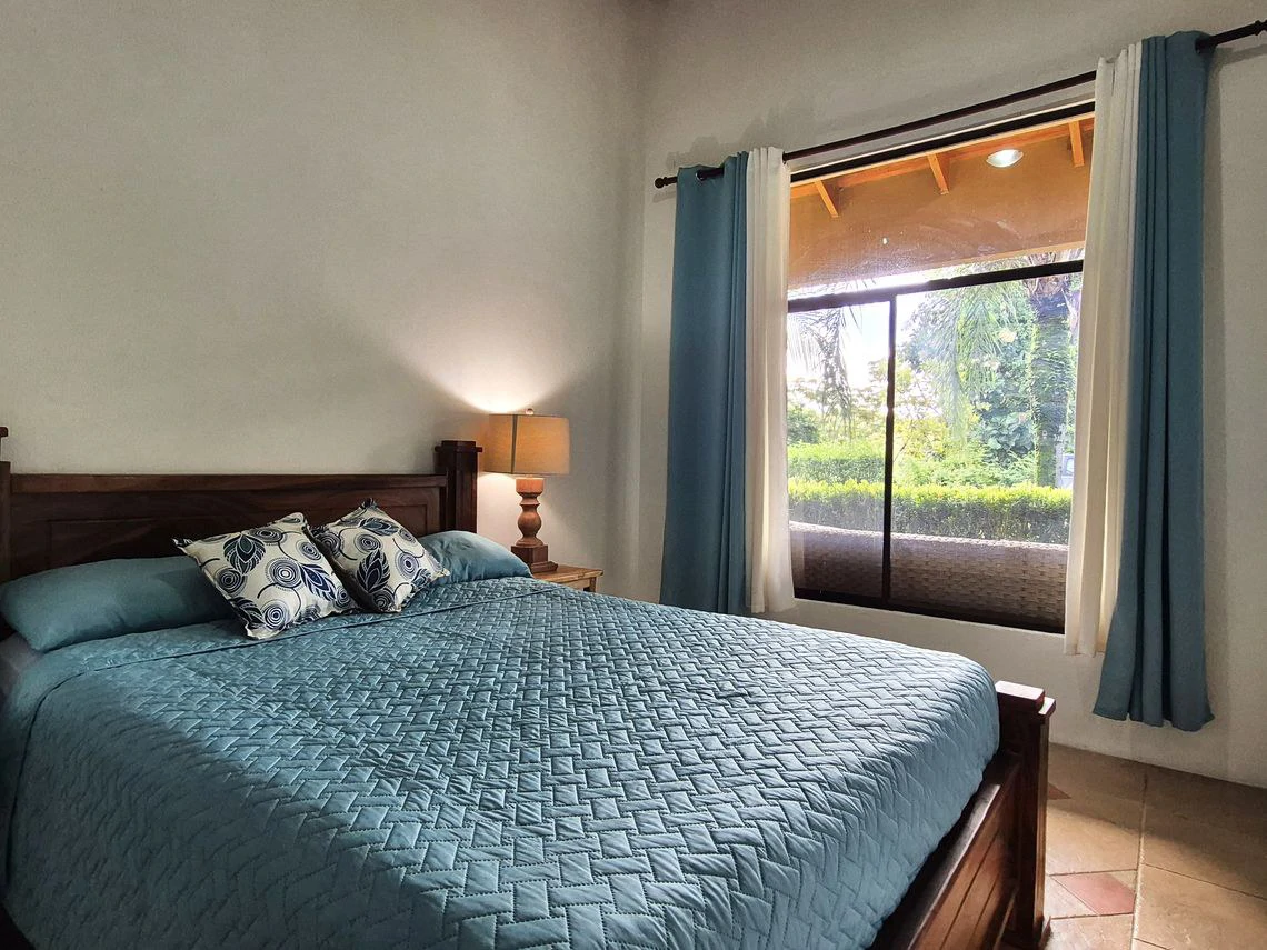 Casa Ora: Price Reduction - Charming Renovated Home with Expansion Potential, Close to All Amenities. - Gallery image 14