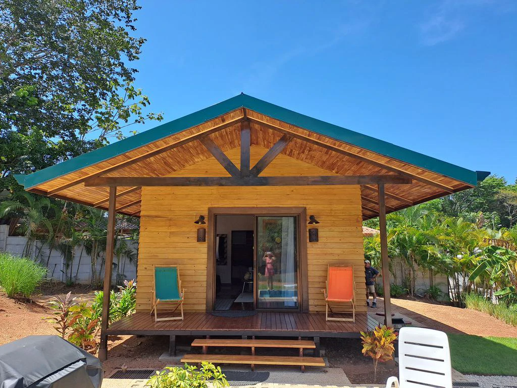 Compound Cooper: Compound Cooper includes Casa Cooper - a Newly constructed in 2023 - 2 Bedroom 1 Bath home set on a spacious 703 m2 lot and Lote Cooper which is 2485 m2 of flat buildable land - both - Gallery image 5
